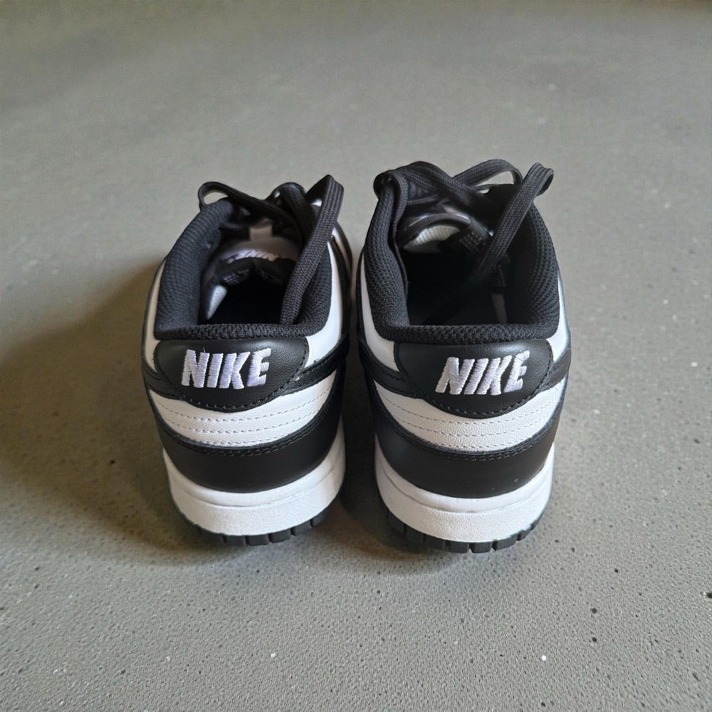 Nike low dunk sneakers black with white - Picture 5 of 9